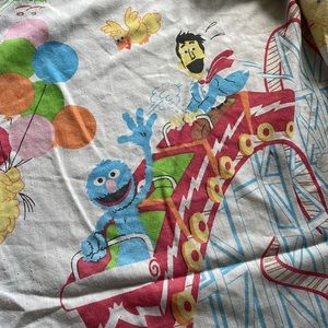 🎪 Vintage Sesame Street Circus Twin Fitted Sheet – Nostalgic Fun